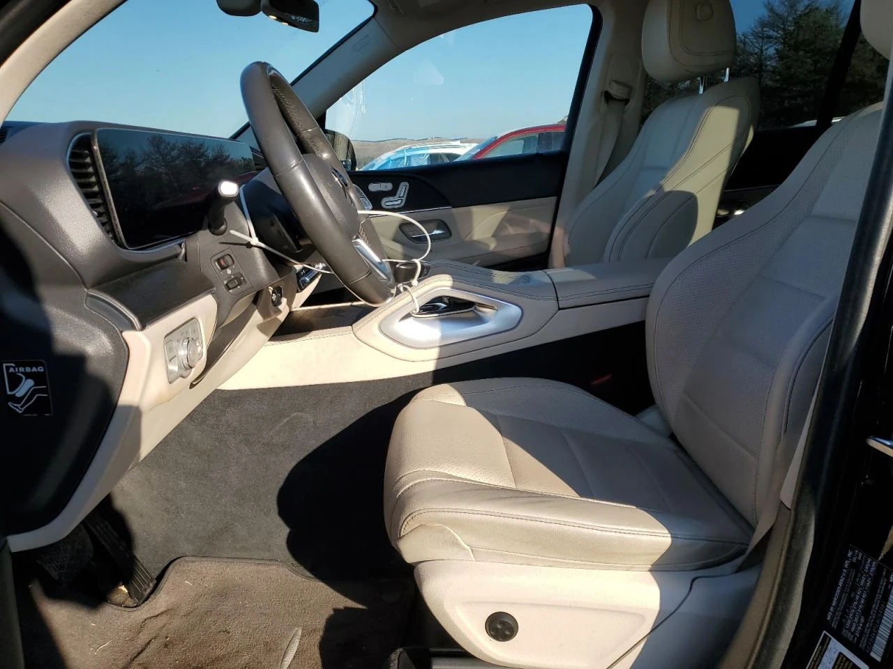 Mercedes-Benz GLE 350 4MATIC * LED * Дистроник * ЛИЗИНГ  - изображение 8