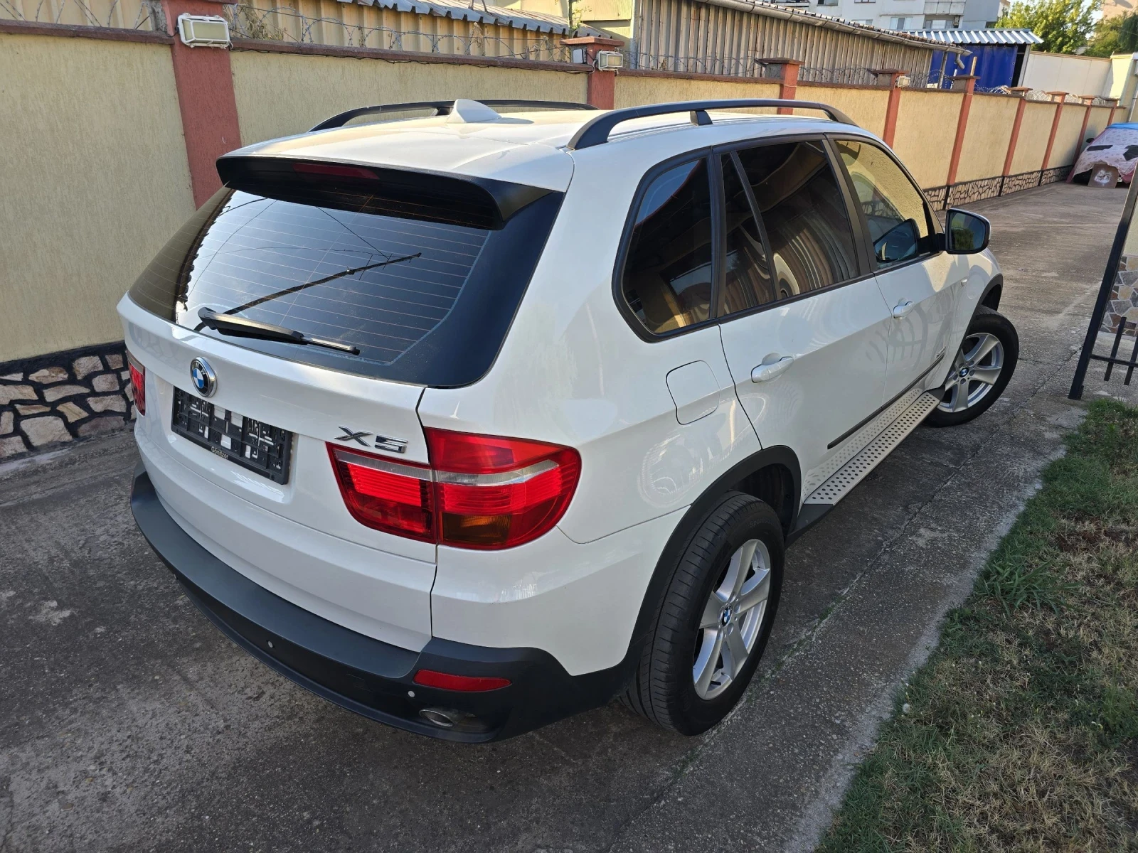 BMW X5 3.0 D xDrive 235к.с. - изображение 3