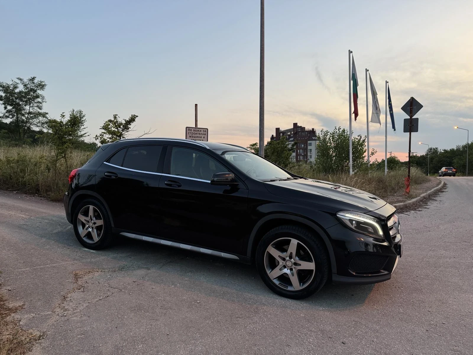 Mercedes-Benz GLA 220 CDi / 4Matic / AMG - изображение 2