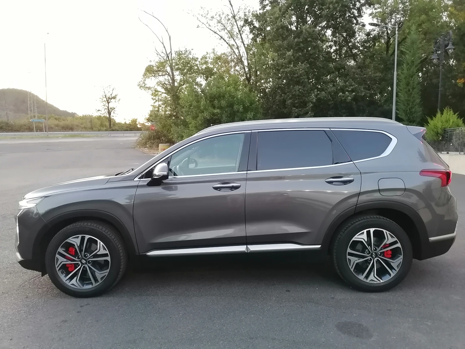 Hyundai Santa fe 4WD* Pano* Обдухване* 360камера* Серв.История* TOP - изображение 3