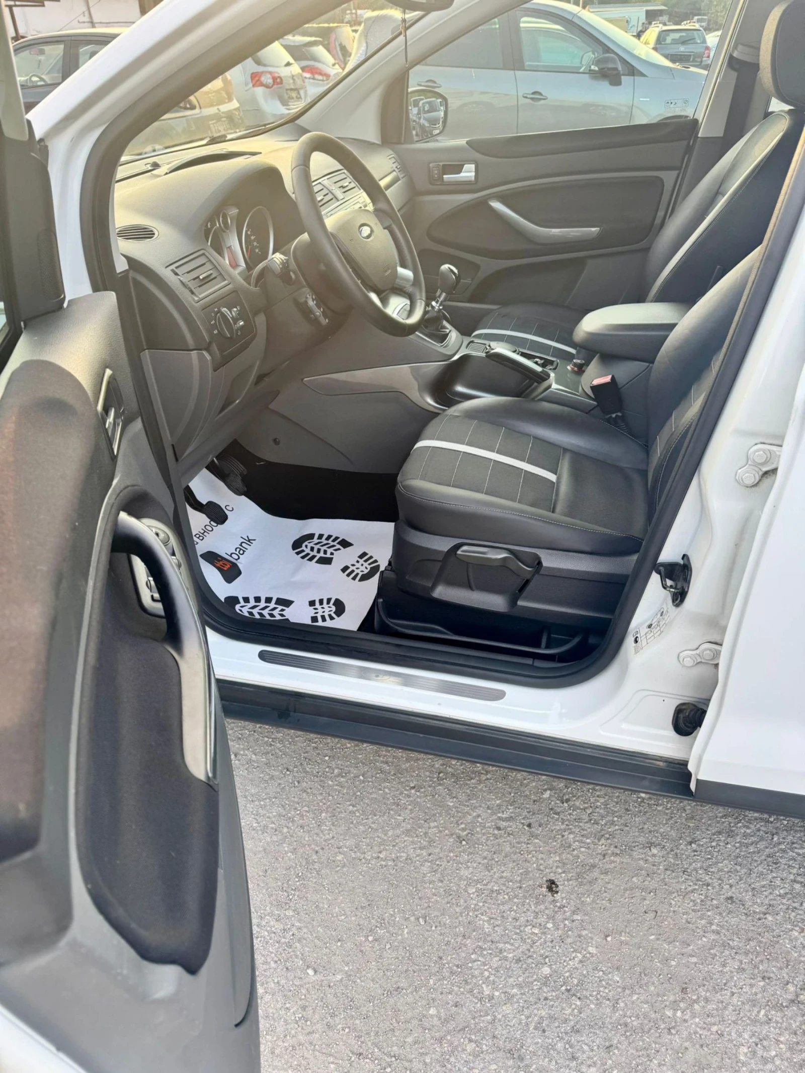 Ford Kuga 2.5T, 4Х4, АВТОПИЛОТ  - изображение 9