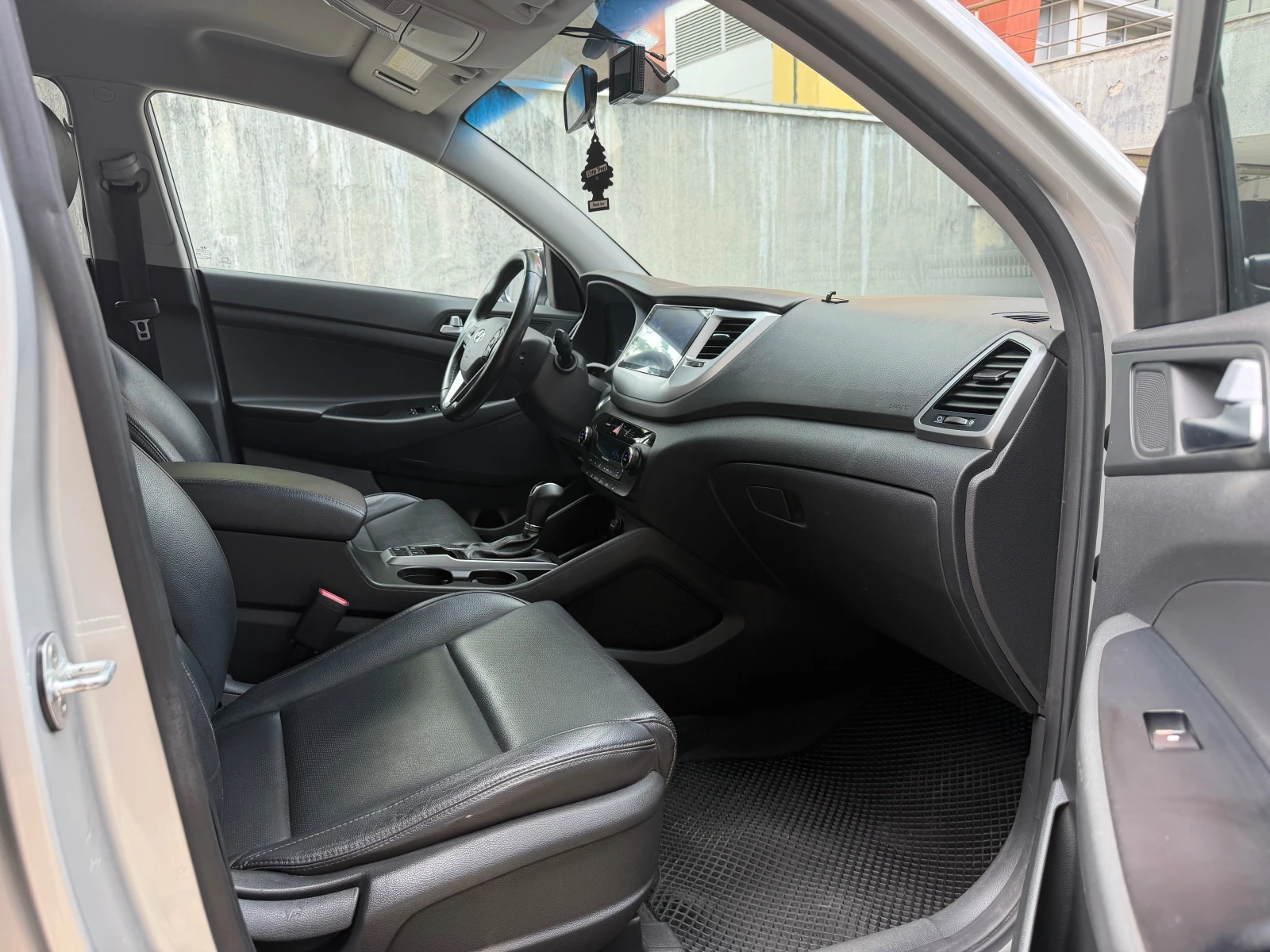 Hyundai Tucson 2.0 Diesel 2WD | Mobile.bg � ����������� 9