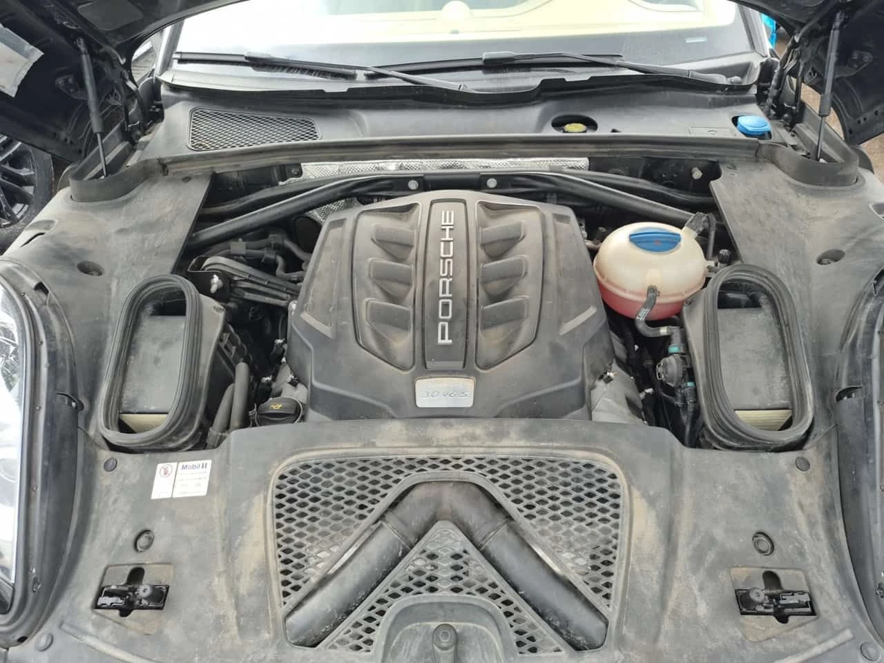 Porsche Macan  S | 2 КЛЮЧА | ШИБИДАХ | ПОДГРЕВИ | CARFAX, снимка 17 - Автомобили и джипове - 53819843