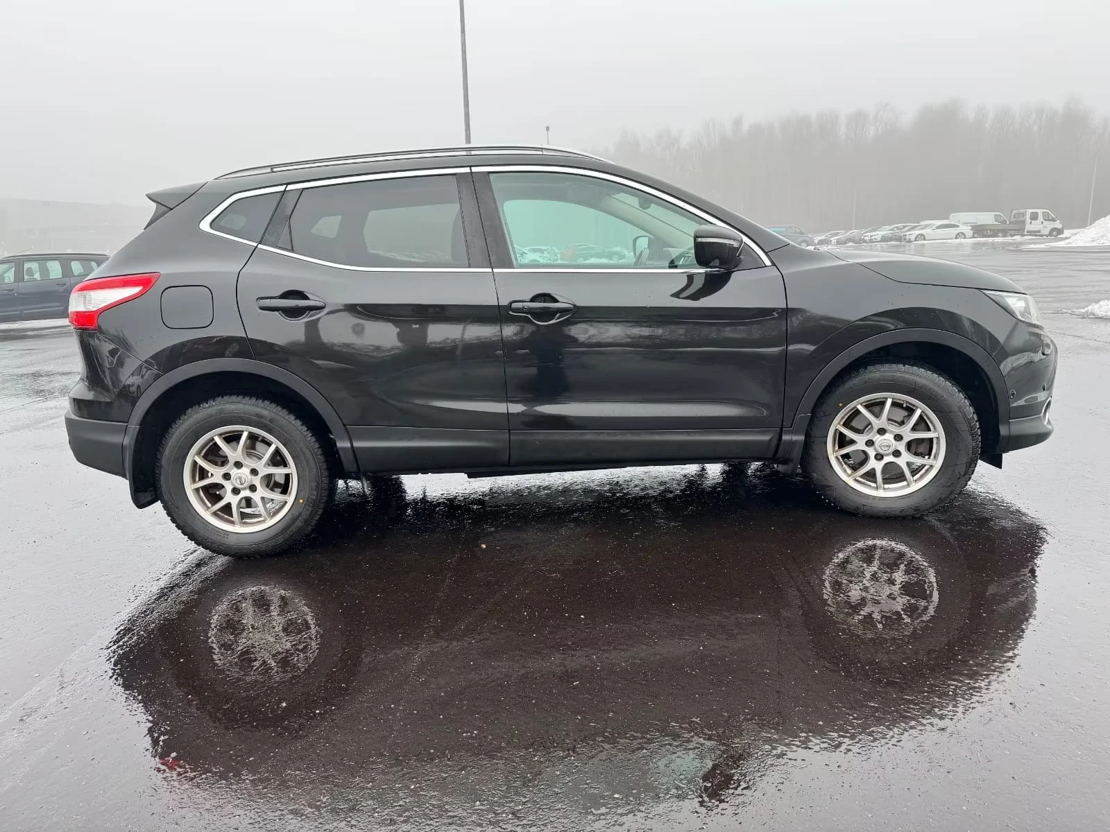 Nissan Qashqai 1.5dci Automat | Очакван внос | С Гаранция, снимка 8 - Автомобили и джипове - 53871482