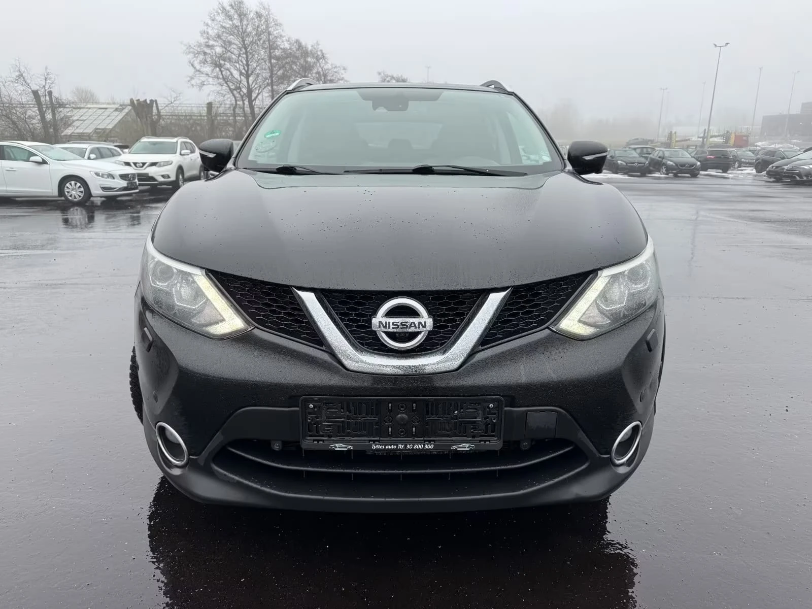 Nissan Qashqai 1.5dci Automat | Очакван внос | С Гаранция, снимка 2 - Автомобили и джипове - 53871482