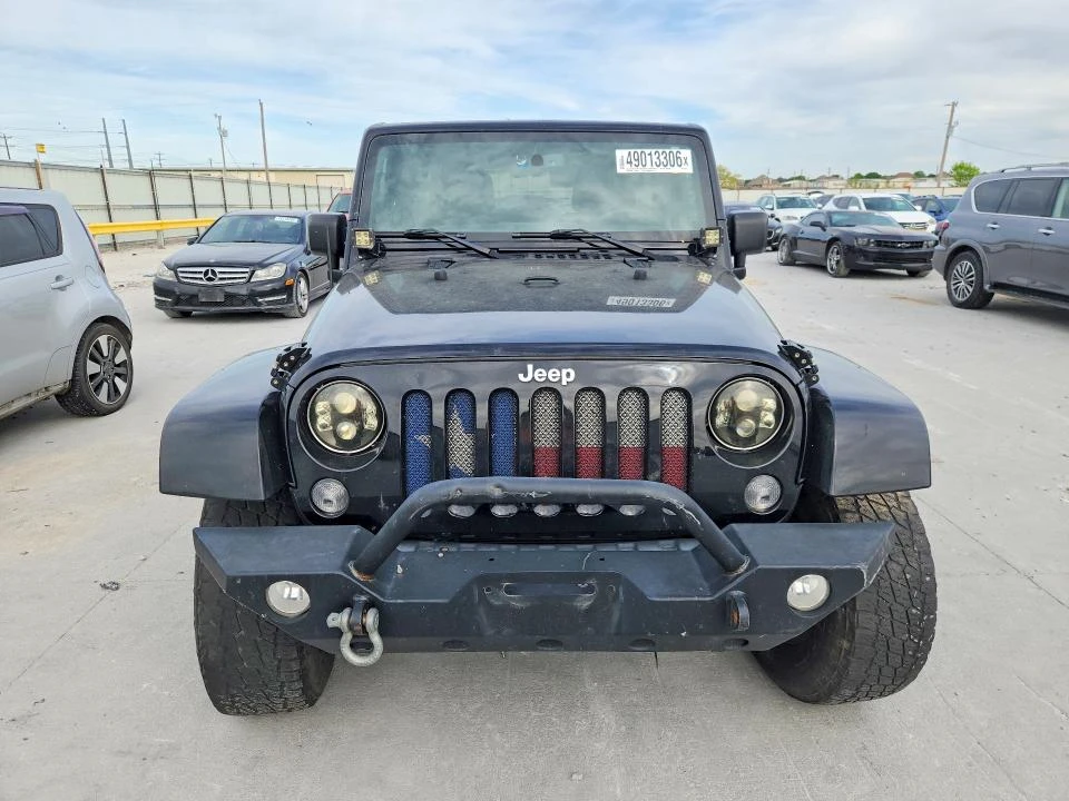 Jeep Wrangler UNLIMITED SAHARA 4X4