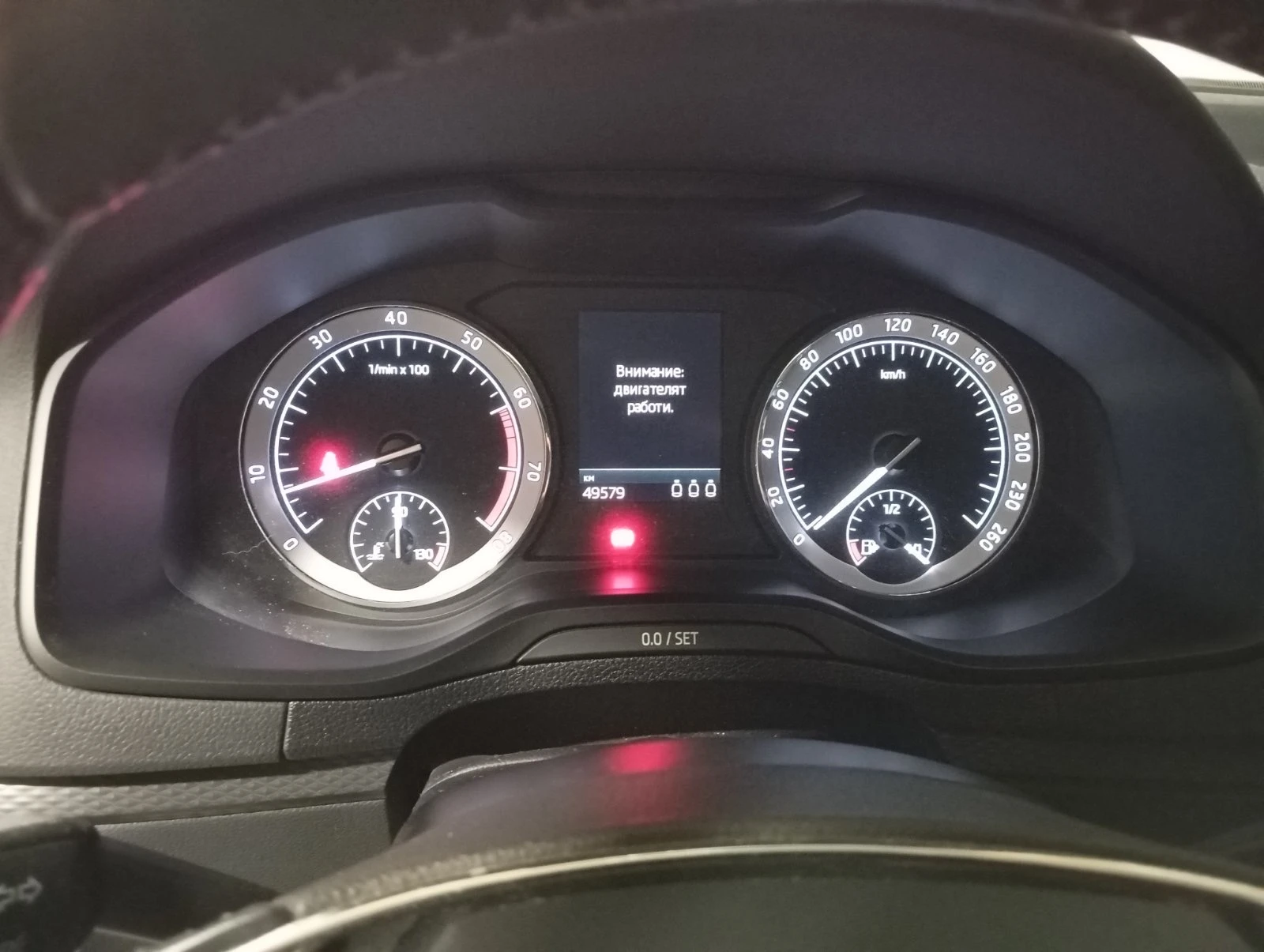 Skoda Karoq Актив 1, 5 TSI 110 kW, снимка 7 - Автомобили и джипове - 54228833