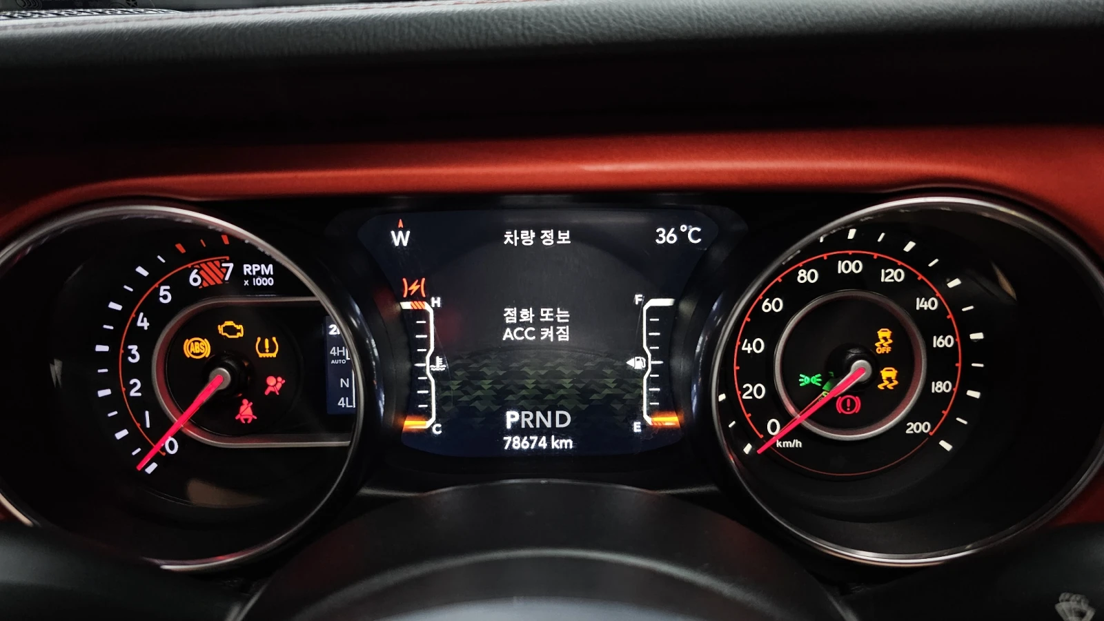 Jeep Wrangler 2.0* BLIND SPOT* ������� �����* ������ ���� | Mobile.bg � ����������� 8