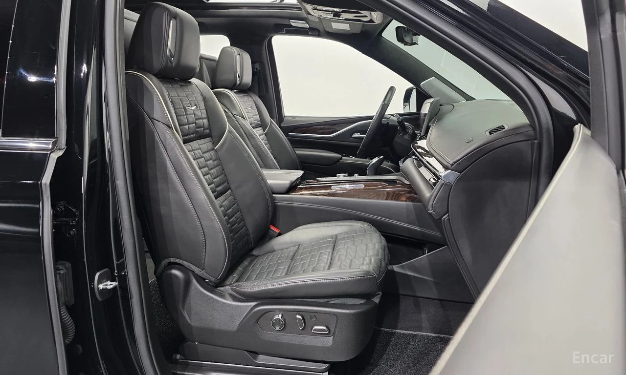 Cadillac Escalade 6.2* LUXURY* PLATINUM* FULL* ОБДУХВАНЕ* , снимка 14 - Автомобили и джипове - 55740451