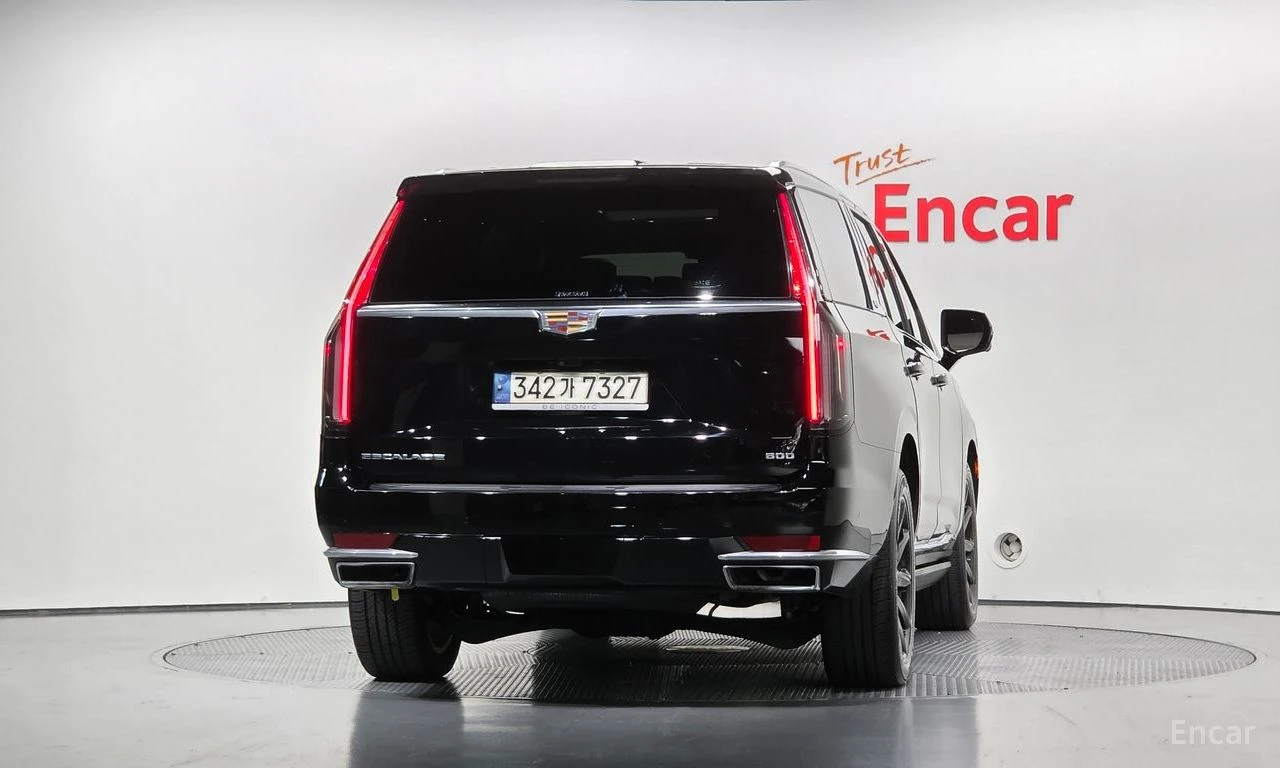 Cadillac Escalade 6.2* LUXURY* PLATINUM* FULL* ОБДУХВАНЕ* , снимка 4 - Автомобили и джипове - 55740451