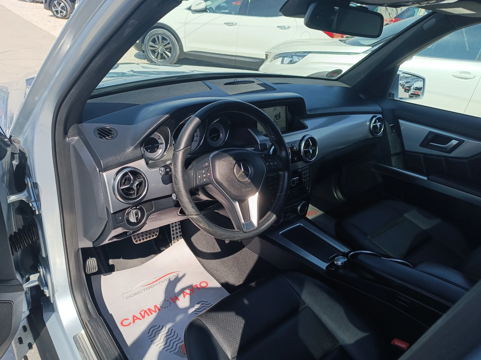 Mercedes-Benz GLK AMG/LED/PANORAMA/PODGREV/NAVI/, снимка 12 - Автомобили и джипове - 55748149