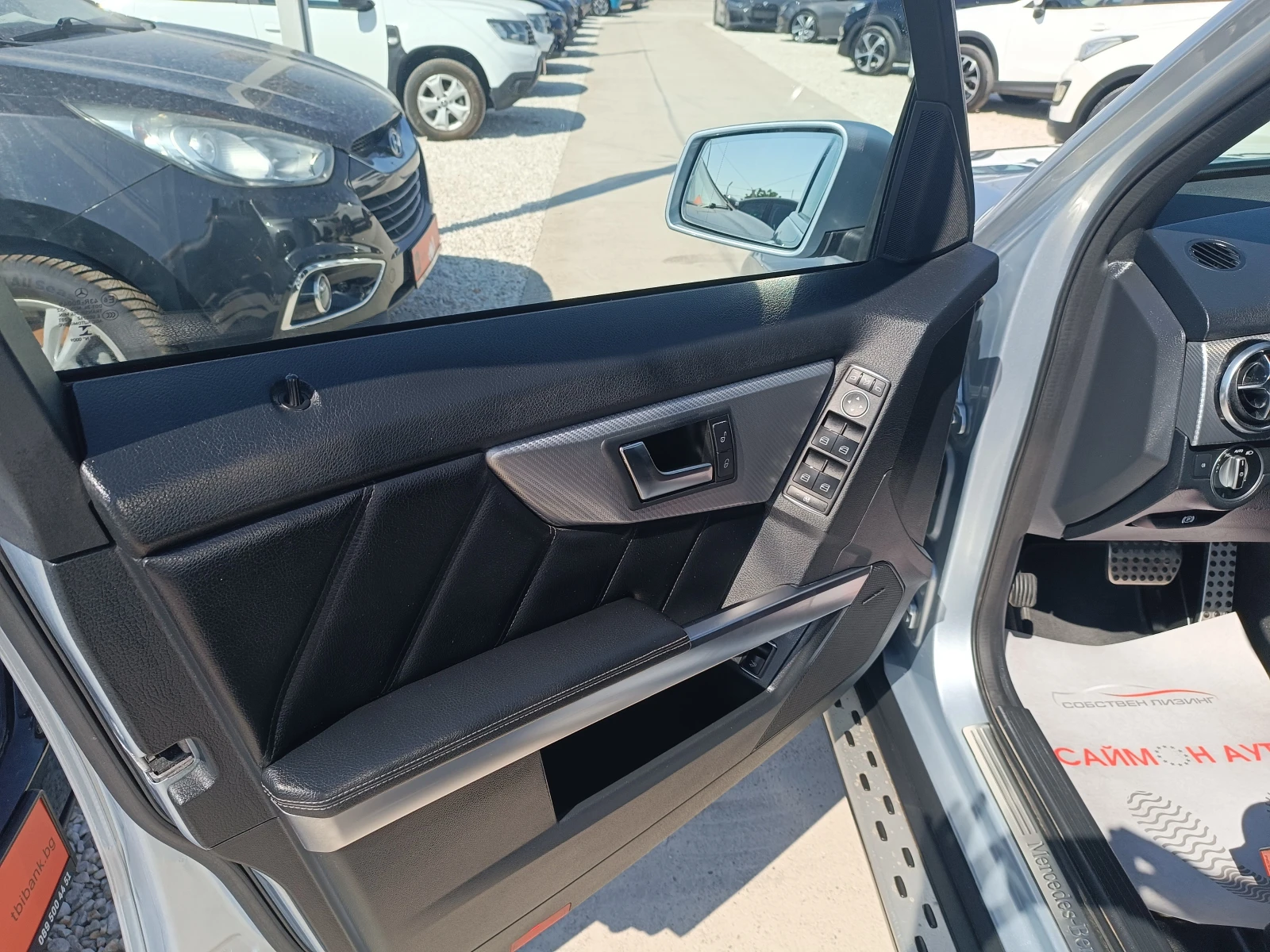 Mercedes-Benz GLK AMG/LED/PANORAMA/PODGREV/NAVI/, снимка 13 - Автомобили и джипове - 55748149