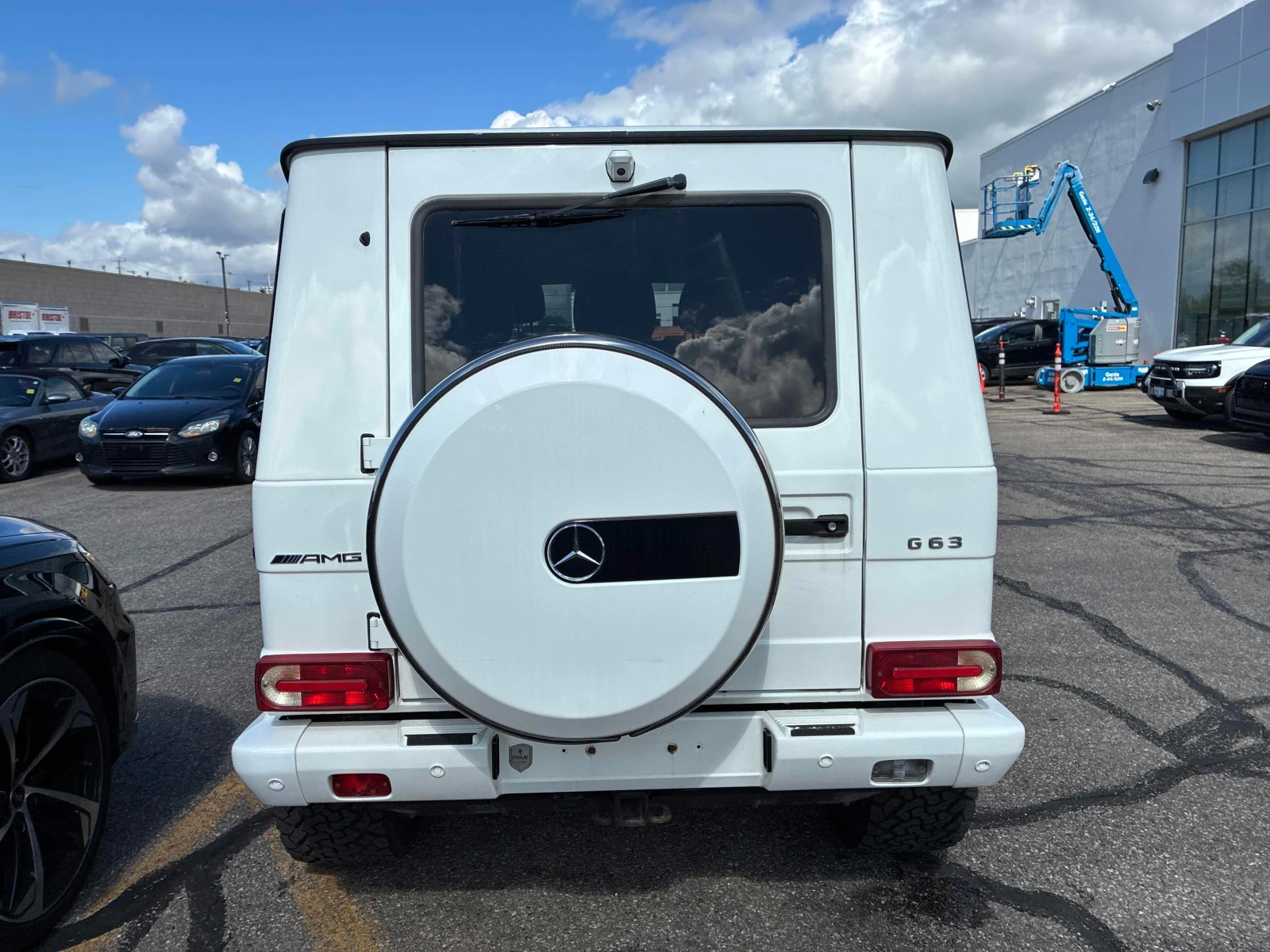Mercedes-Benz G 63 AMG * AMG 63 * АВТОКРЕДИТ БЕЗ ПЪРВОНАЧАЛНА ВНОСКА* , снимка 4 - Автомобили и джипове - 55902685