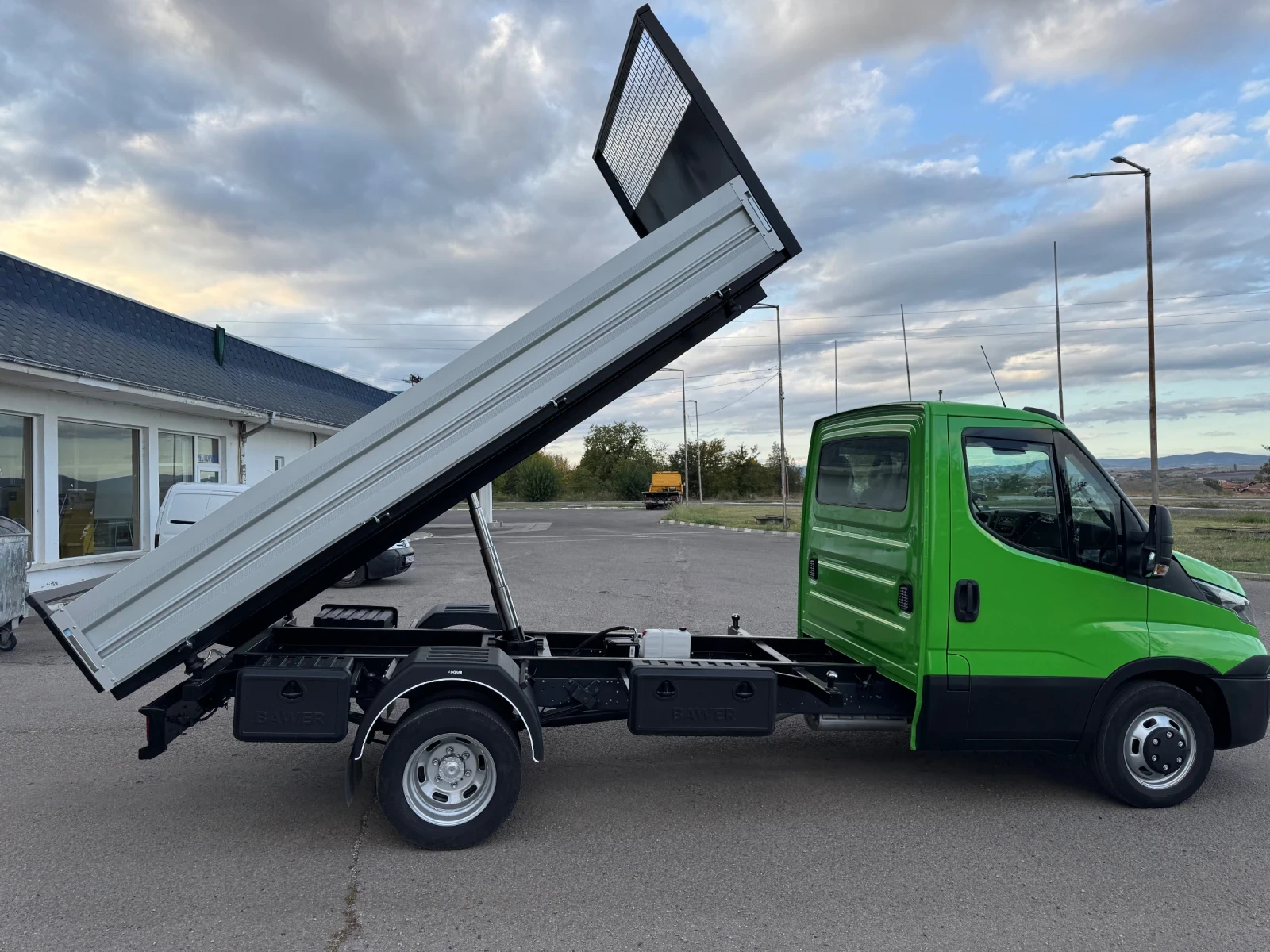 Iveco Daily 35C17 HI-MATIC * КЛИМАТИК* * АВТОМАТИК* * НОВ ВНОС - изображение 7