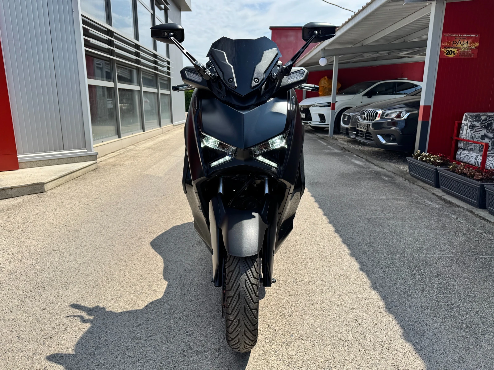 Yamaha X-max 300 TECH MAX 800км. - изображение 2