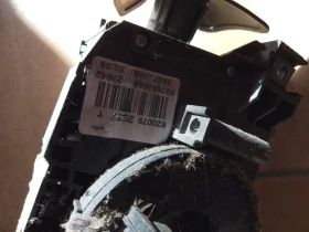 8200792587Т лостче за Дачия Дъстър , снимка 2 - Части - 52400225