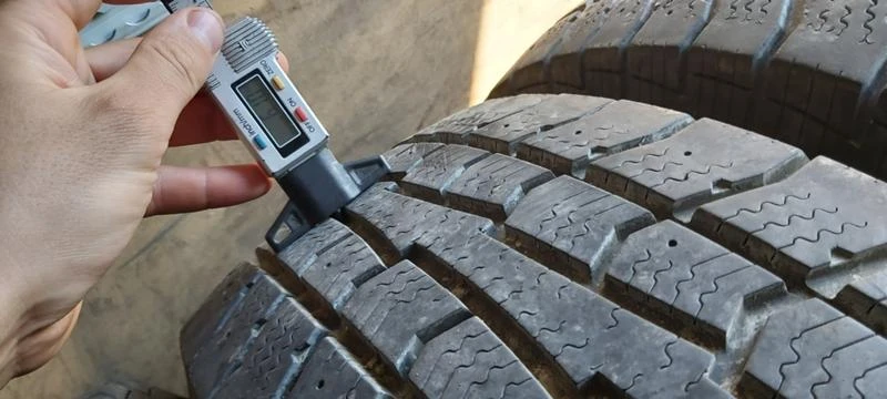 Гуми Всесезонни 215/70R16, снимка 4 - Гуми и джанти - 33173358