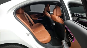 Mercedes-Benz C 300 Avantgarde | W206 | 2023 | Панорамен покрив | , снимка 13