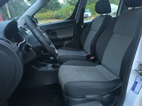Skoda Roomster 1.2 РЕАЛНИ КИЛОМЕТРИ, снимка 9