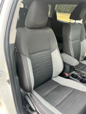 Toyota Auris, снимка 3