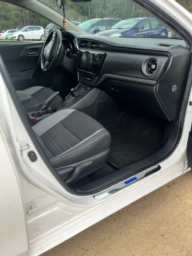 Toyota Auris, снимка 5