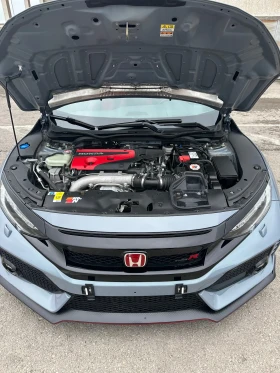 Honda Civic Type R GT FK8, снимка 16