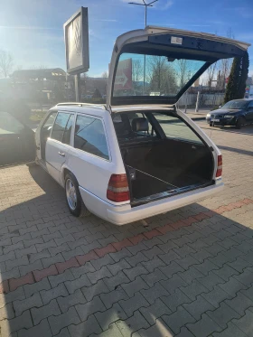 Mercedes-Benz E 300, снимка 3