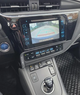 Toyota Auris - 10700 € / 20927.38 лв. - 77430701 5