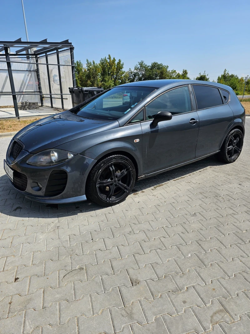 Seat Leon Турбо FR, снимка 1 - Автомобили и джипове - 47228356