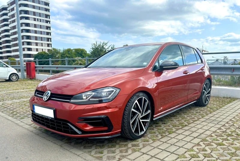 VW Golf 2.0 TSI DSG 4MOTION R, снимка 5 - Автомобили и джипове - 47259842