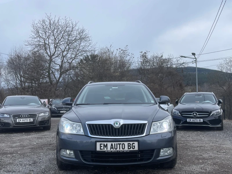 Skoda Octavia 2.0TDI DSG 4x4 НАПЪЛНО ОБСЛУЖЕН, снимка 2 - Автомобили и джипове - 47329090