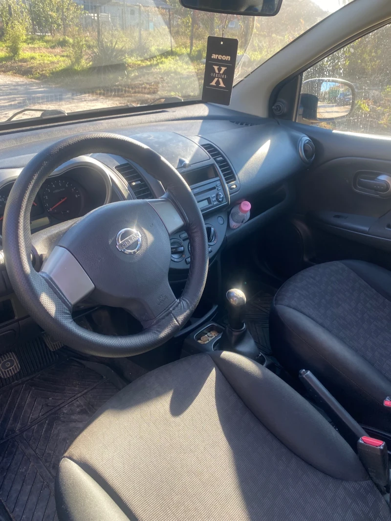 Nissan Note 1.4i, снимка 5 - Автомобили и джипове - 47736222