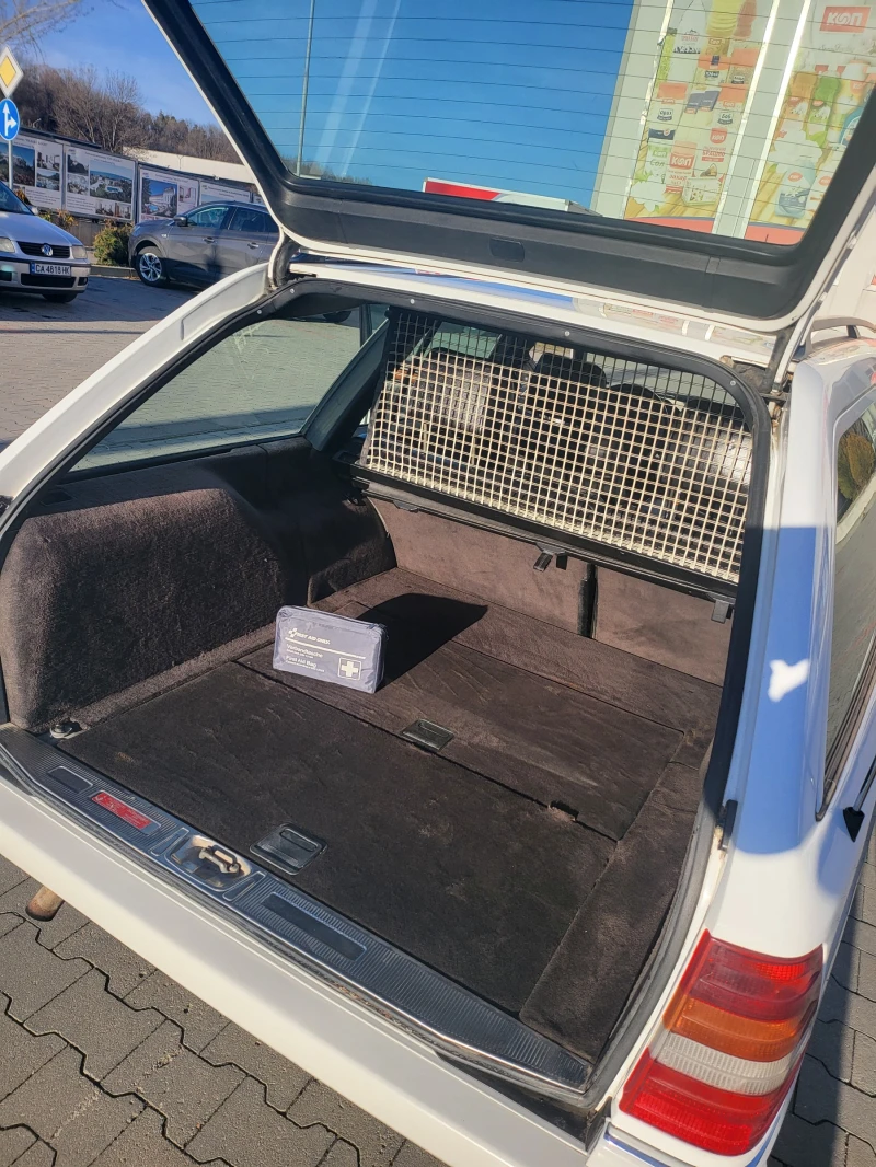 Mercedes-Benz E 300, снимка 7 - Автомобили и джипове - 48599737