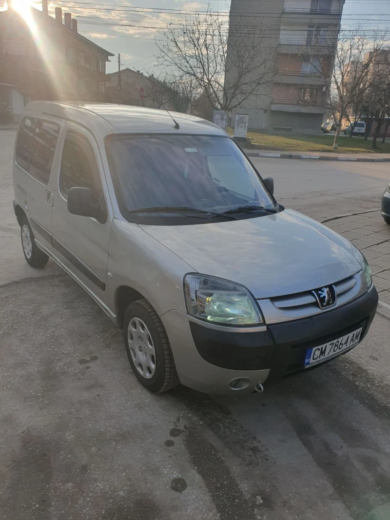 Peugeot Partner, снимка 3 - Автомобили и джипове - 48801402