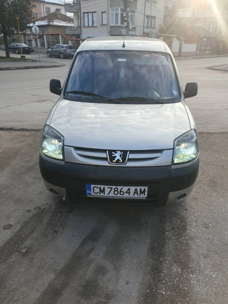 Peugeot Partner, снимка 1 - Автомобили и джипове - 48801402