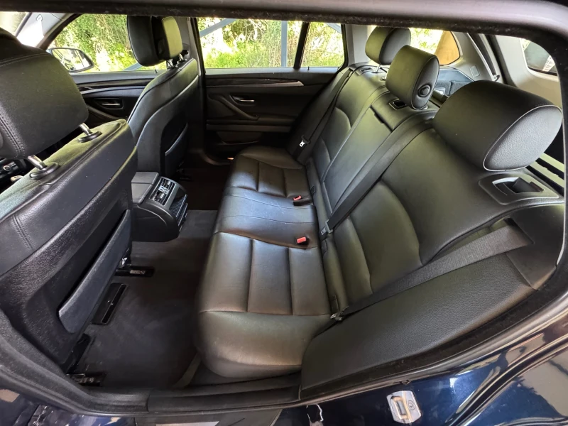 BMW 520 B47 190 к.с. ИТАЛИЯ FACELIFT 2015 ZF8HP, снимка 14 - Автомобили и джипове - 50750529