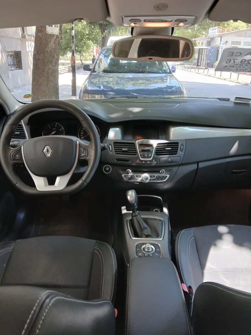 Renault Laguna SPORT-TOURIER 2, 0 150HP, снимка 6 - Автомобили и джипове - 52383873