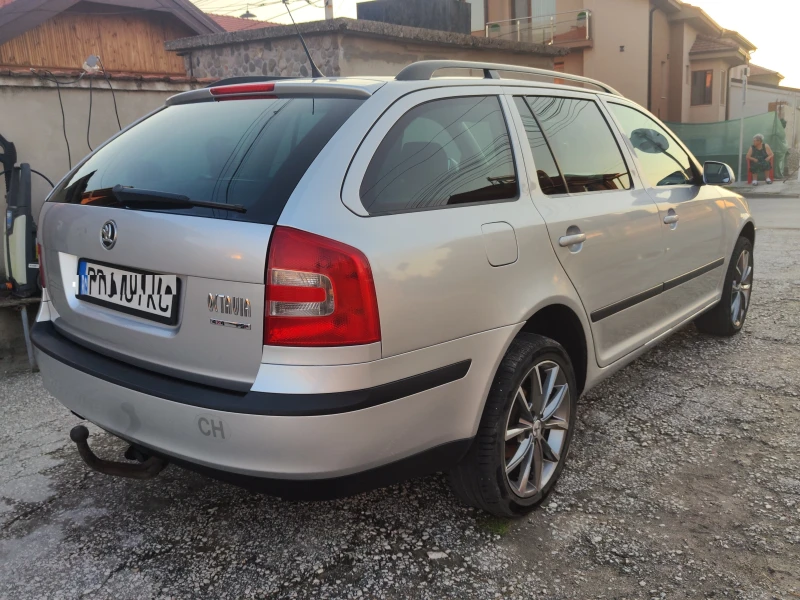 Skoda Octavia 2.0 FSI KME , снимка 2 - Автомобили и джипове - 51321299