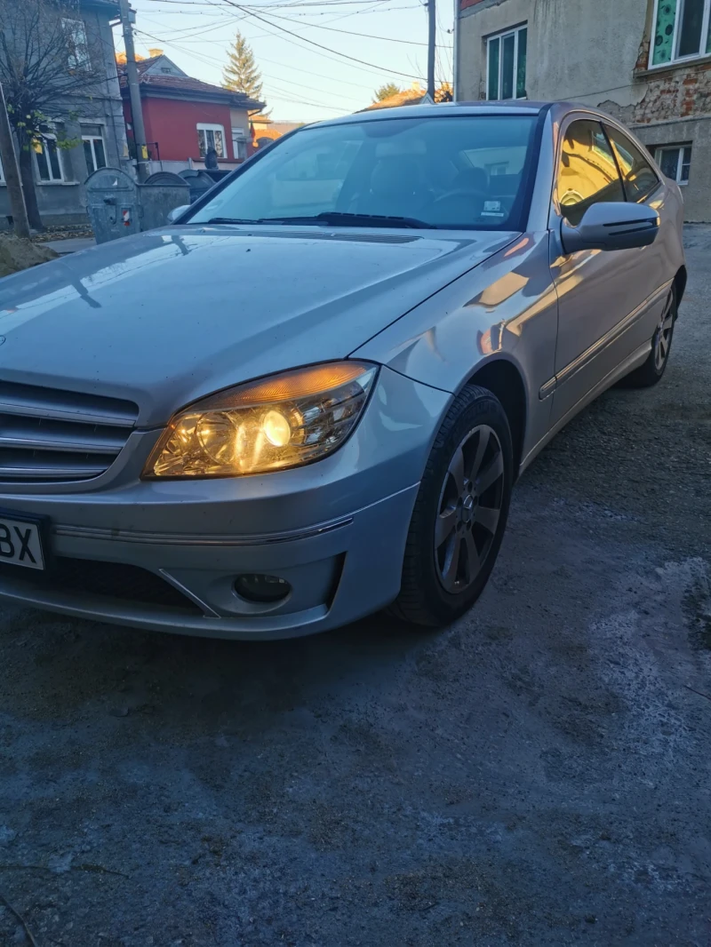 Mercedes-Benz CLC 220, снимка 8 - Автомобили и джипове - 52423855