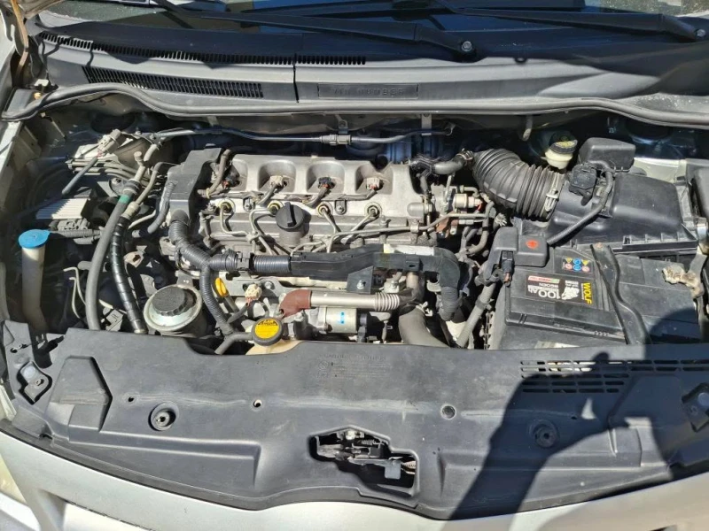 Toyota Corolla verso, снимка 10 - Автомобили и джипове - 52935030