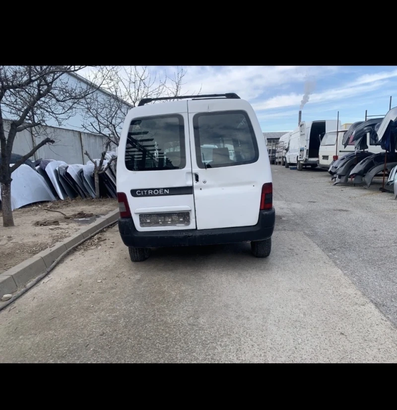 Citroen Berlingo 1.6 8v, снимка 2 - Автомобили и джипове - 53034676