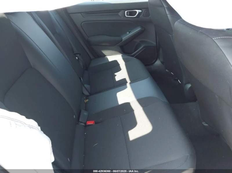 Honda Civic 2.0L I-4 DI, DOHC, VVT, 158HP Front Wheel Drive, снимка 13 - Автомобили и джипове - 53095507