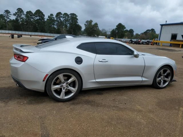 Chevrolet Camaro 6.2L 8 Rear-wheel drive, снимка 11 - Автомобили и джипове - 49046343