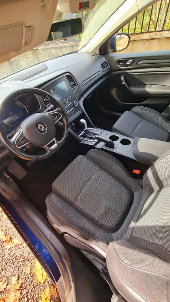 Renault Megane Grandtour 1.5 DCI, снимка 5 - Автомобили и джипове - 52351733