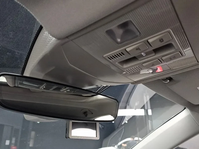 VW Jetta 1.5 Tsi Prestige, снимка 14 - Автомобили и джипове - 55748333