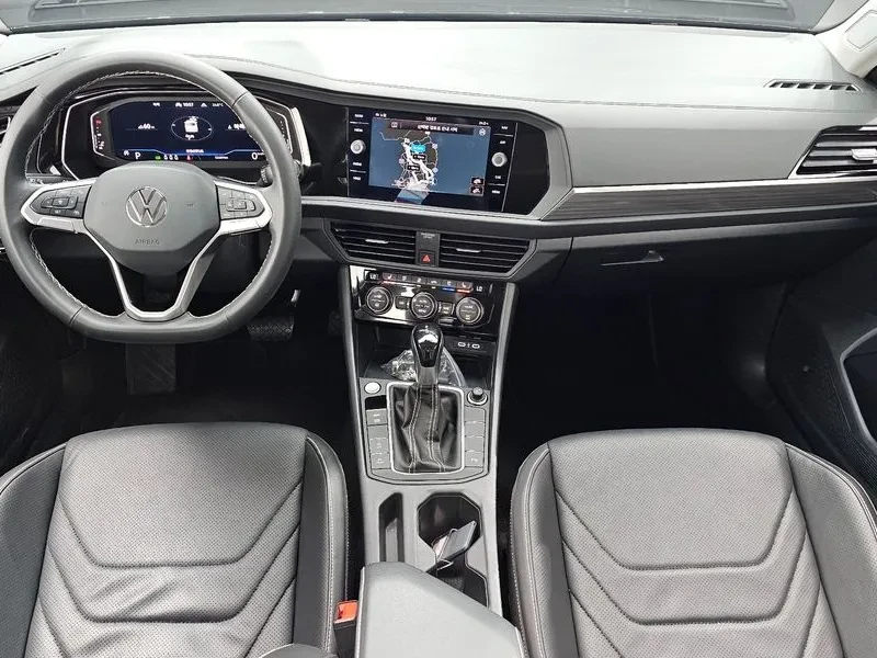 VW Jetta 1.5 Tsi Prestige, снимка 7 - Автомобили и джипове - 55748333