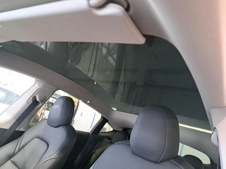 Tesla Model Y Long Range Dual Motor , снимка 13 - Автомобили и джипове - 56071914