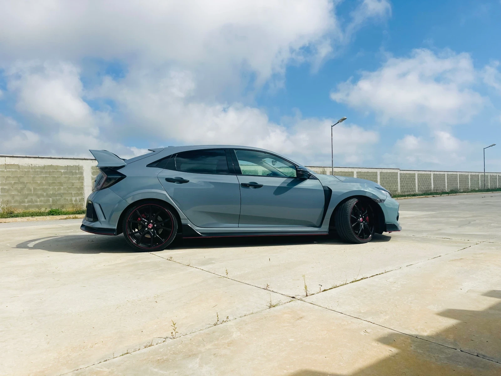 Honda Civic Type R GT FK8 - изображение 4