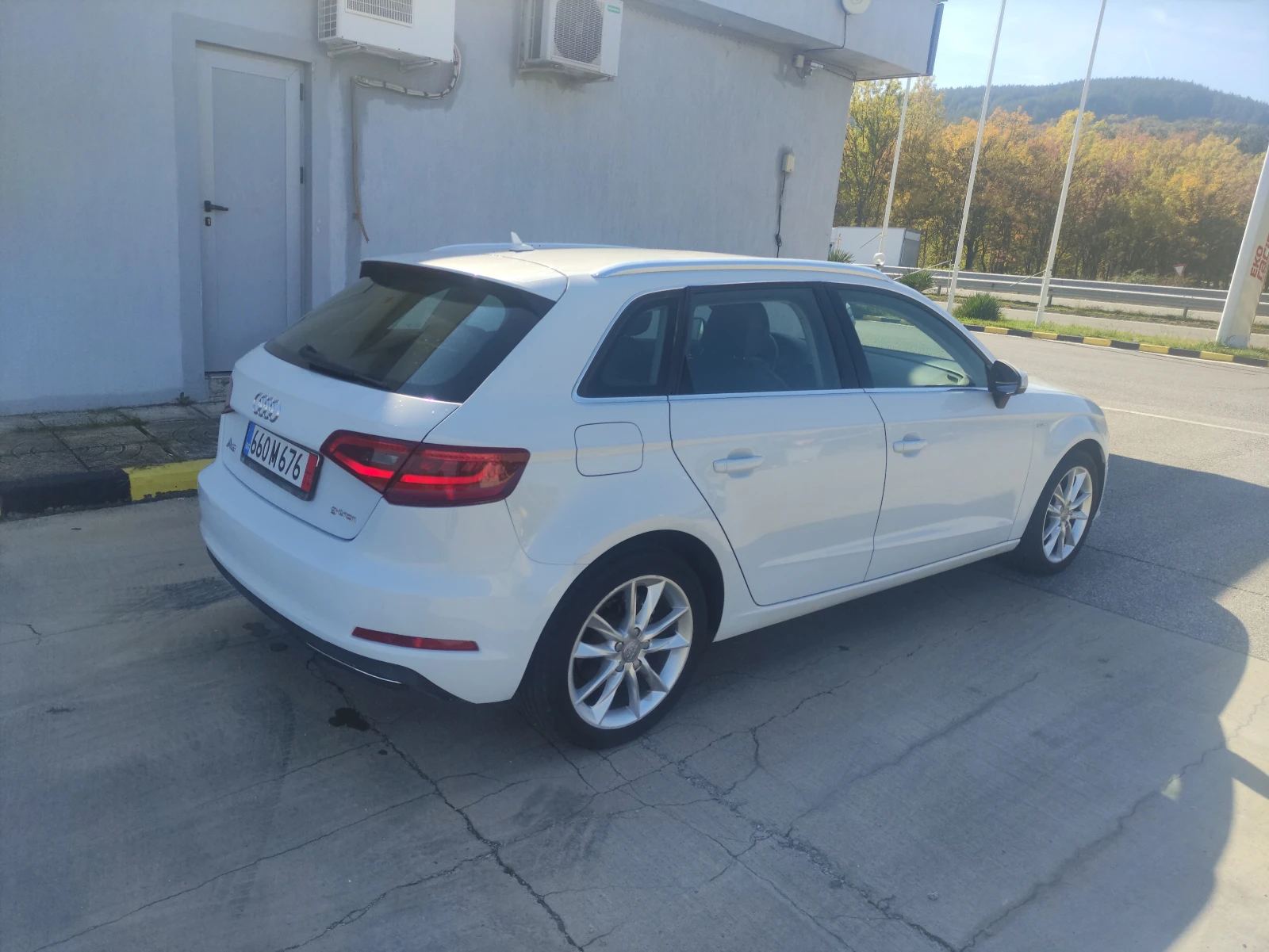 Audi A3 1.4G-tron Sportback Метан - изображение 5