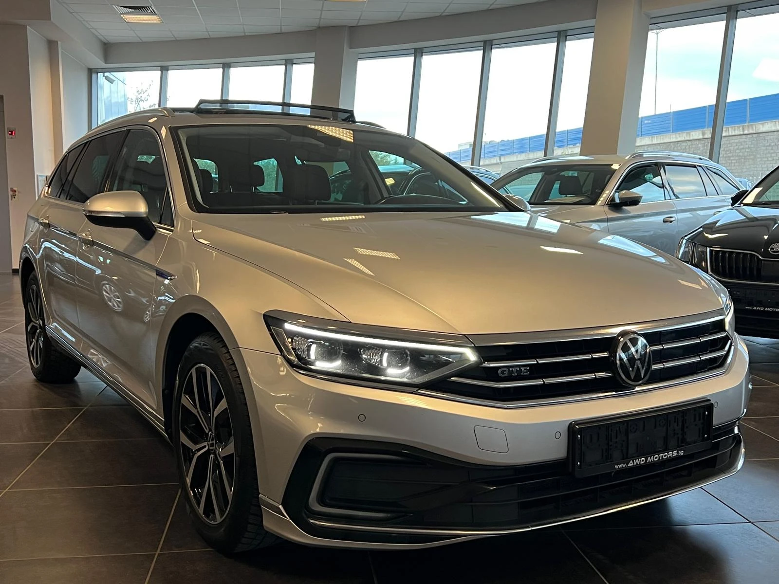 VW Passat 1.4 GTE Бензин-Plugin hybrid Панорама Дистроник    - изображение 2